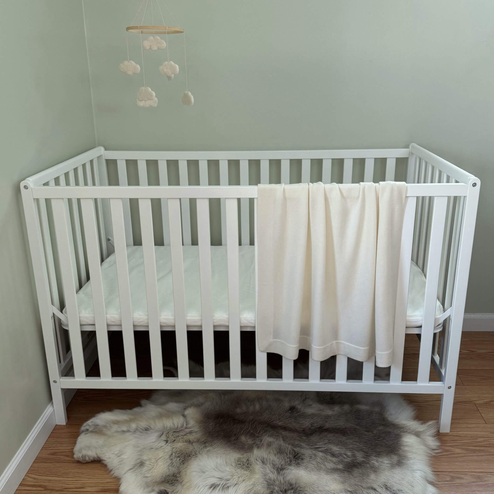 'A New Love' Cashmere Baby Blanket (Cream)
