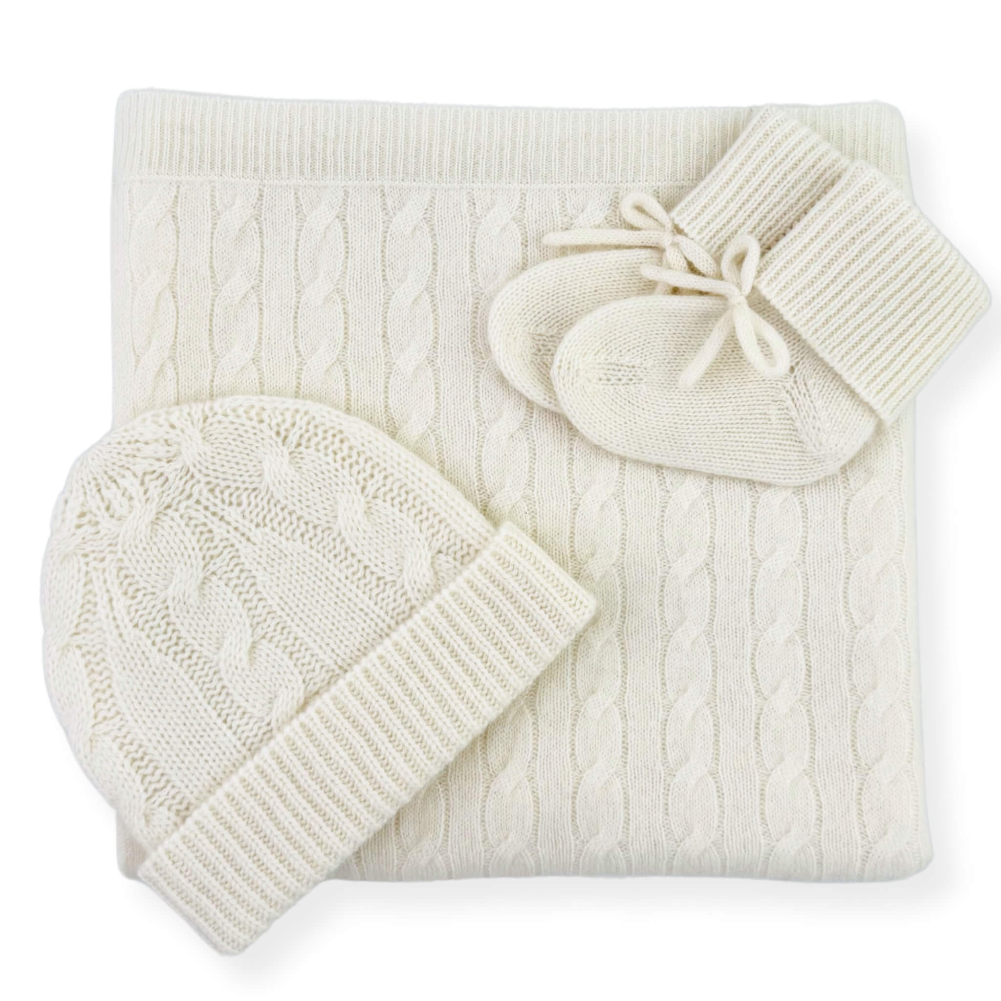 'Classic Adventures' Cable Knit Cashmere Baby Blanket, Beanie & Booties Gift Set (Cream)