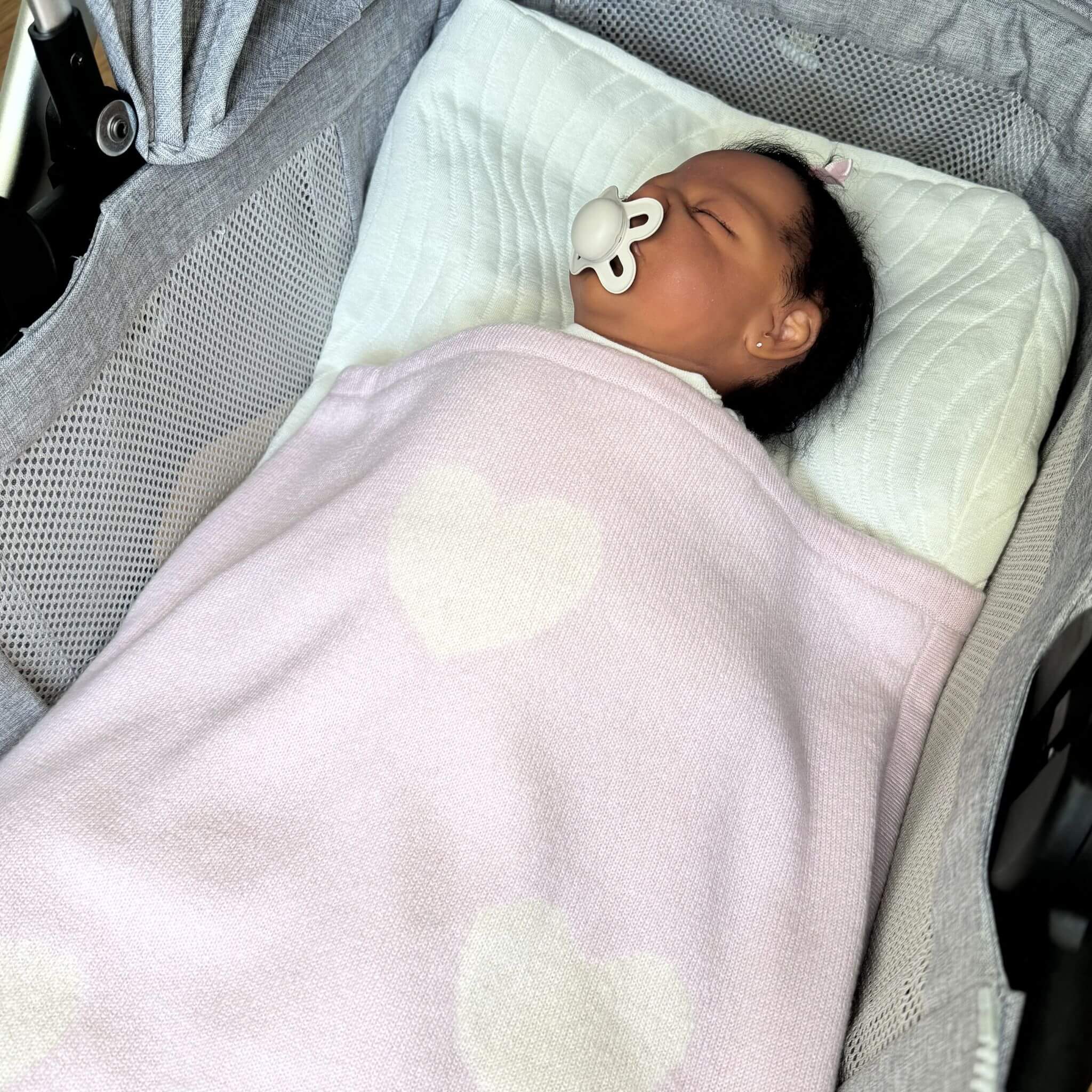 'Heart to Heart' Cashmere Baby Blanket