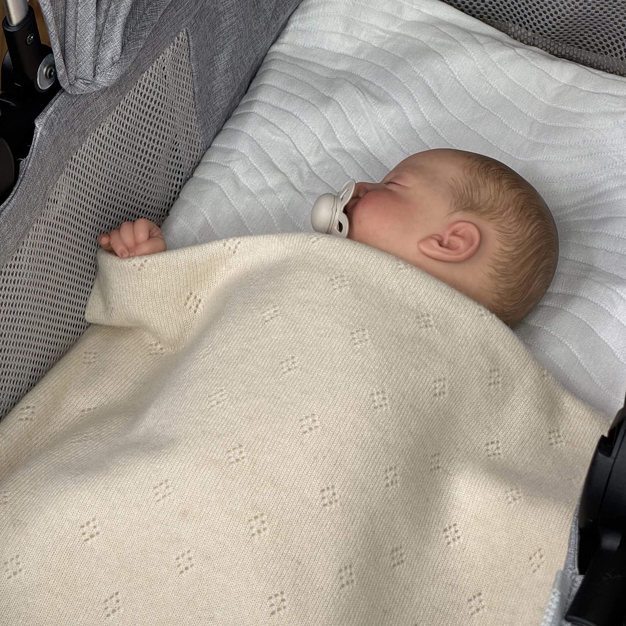 'Heirloom Moments' Pointelle Cashmere Baby Blanket (Natural)